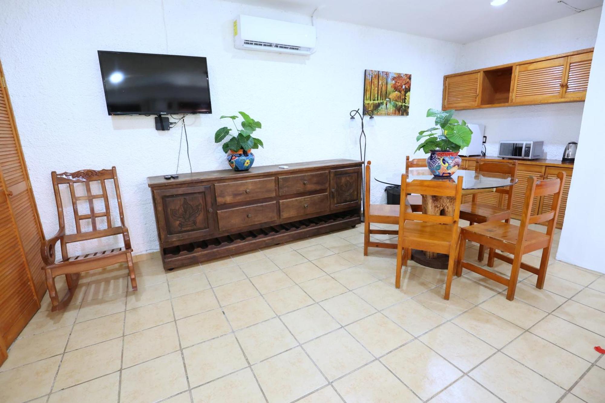 Hotel Bosque Caribe, 5Th Av. Zone بلايا ديل كارمن المظهر الخارجي الصورة