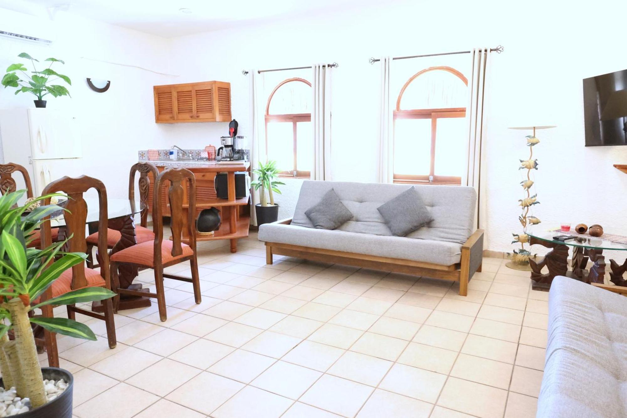 Hotel Bosque Caribe, 5Th Av. Zone بلايا ديل كارمن المظهر الخارجي الصورة